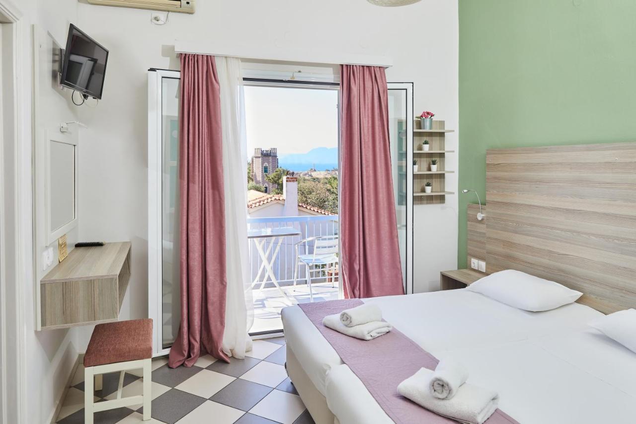 Klonos Anna Hotel Aegina Buitenkant foto