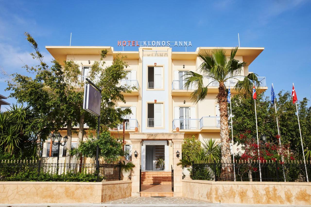 Klonos Anna Hotel Aegina Buitenkant foto