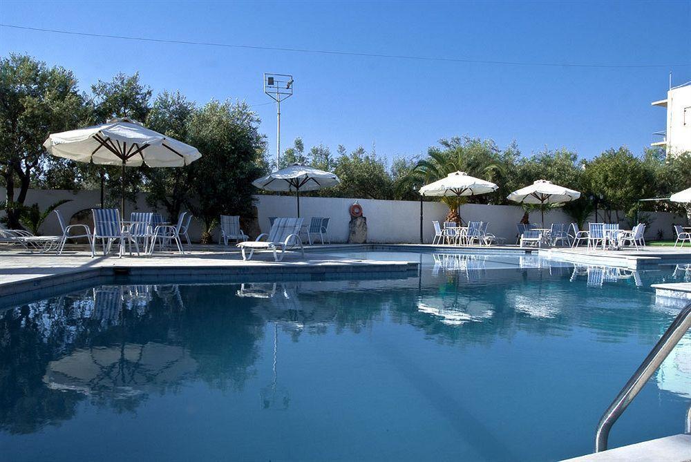 Klonos Anna Hotel Aegina Buitenkant foto